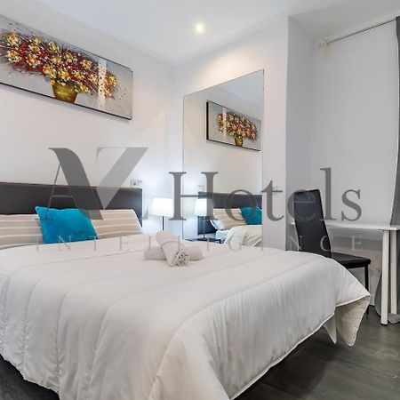 Ayz Ulises - Auto Check-In Property Madrid Exterior photo